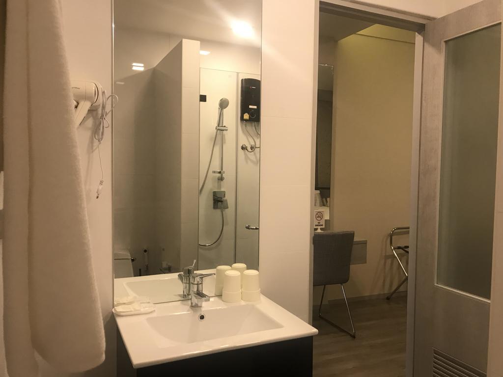 Ratchadamnoen Residence Bangkok Pokój zdjęcie